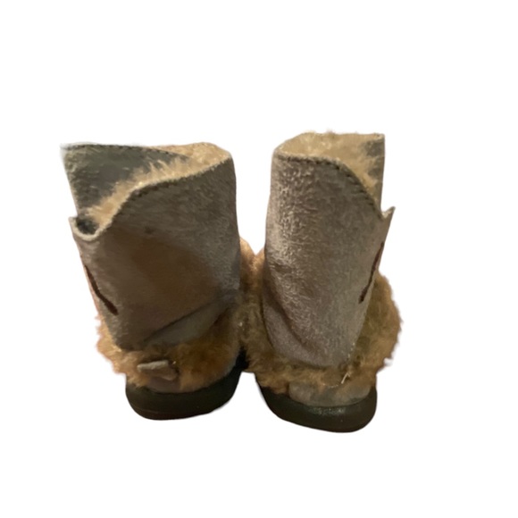 Baby Suede Booties - Girls, 6-month olds - Picture 4 of 5